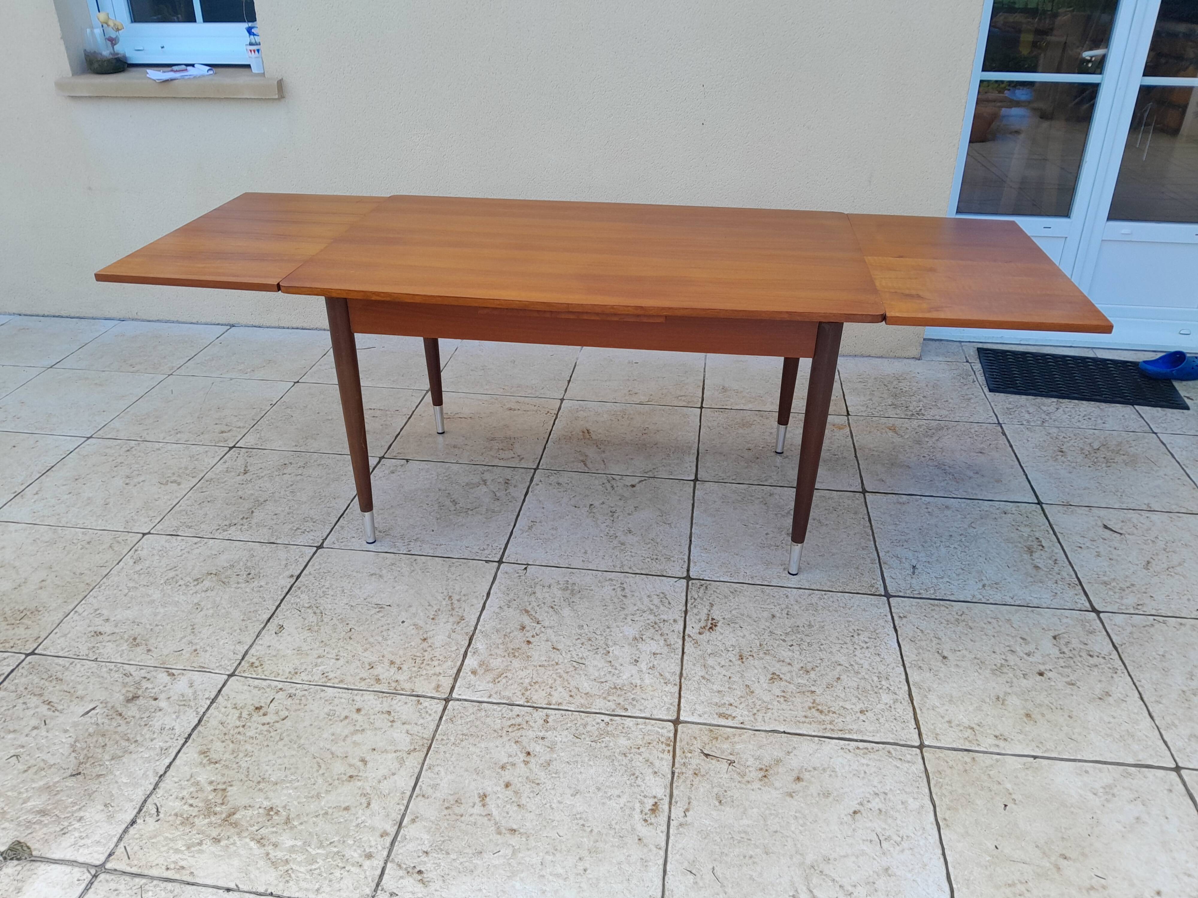 Scandinavian vintage extendable teak table 1950