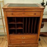 Meuble de métier écritoire en noyer XIXème