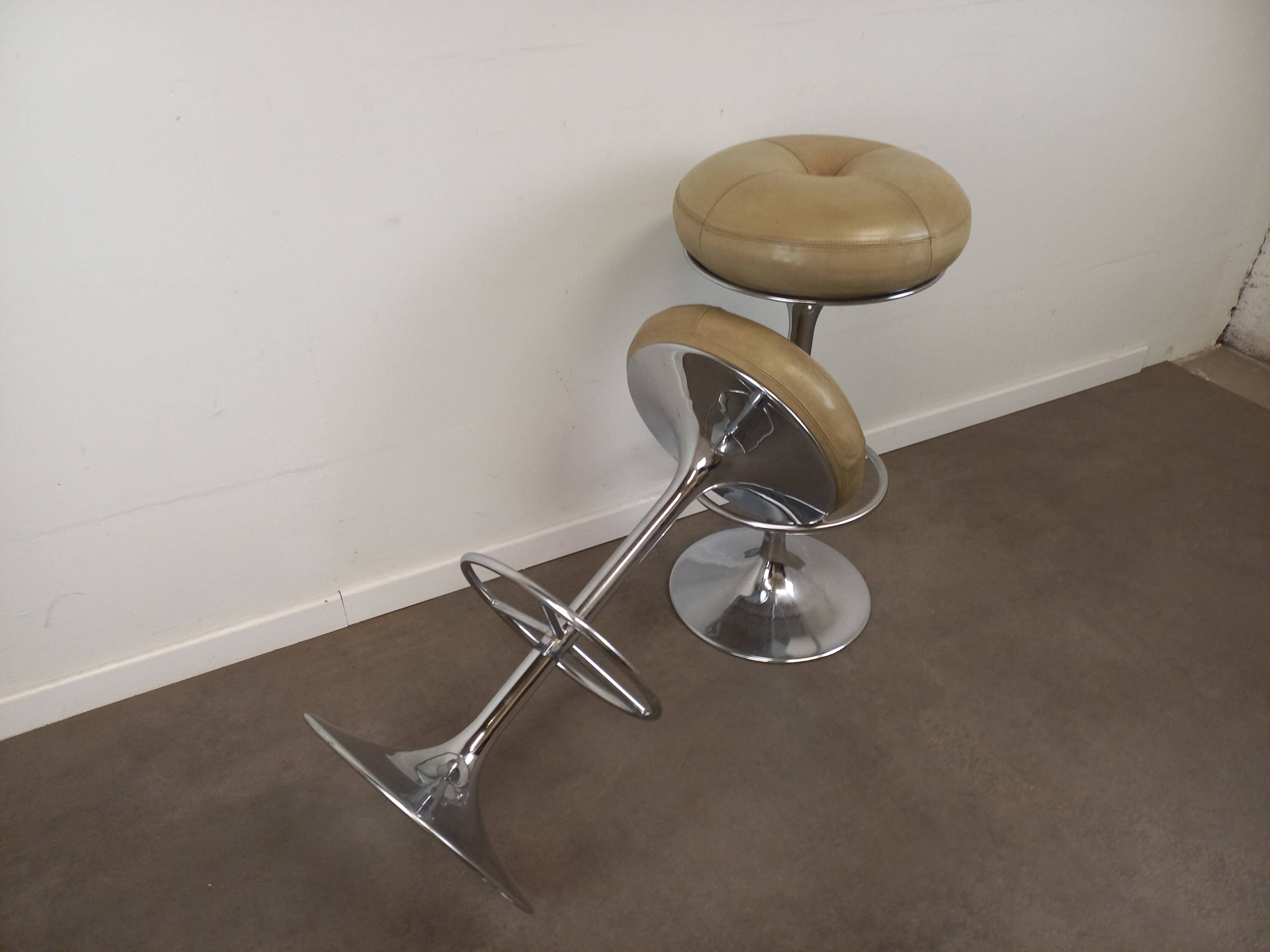 Paire de tabourets de bar Borge Johansson