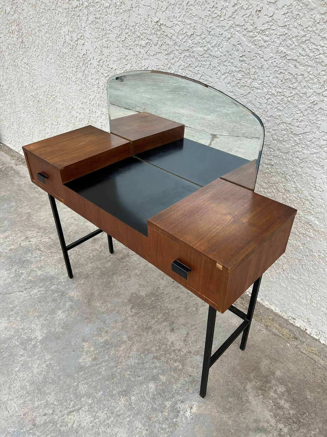 Vintage dressing table 2 drawers