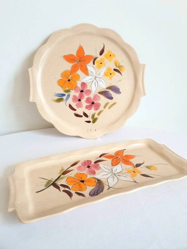 Long flowered stoneware dish from the 70s