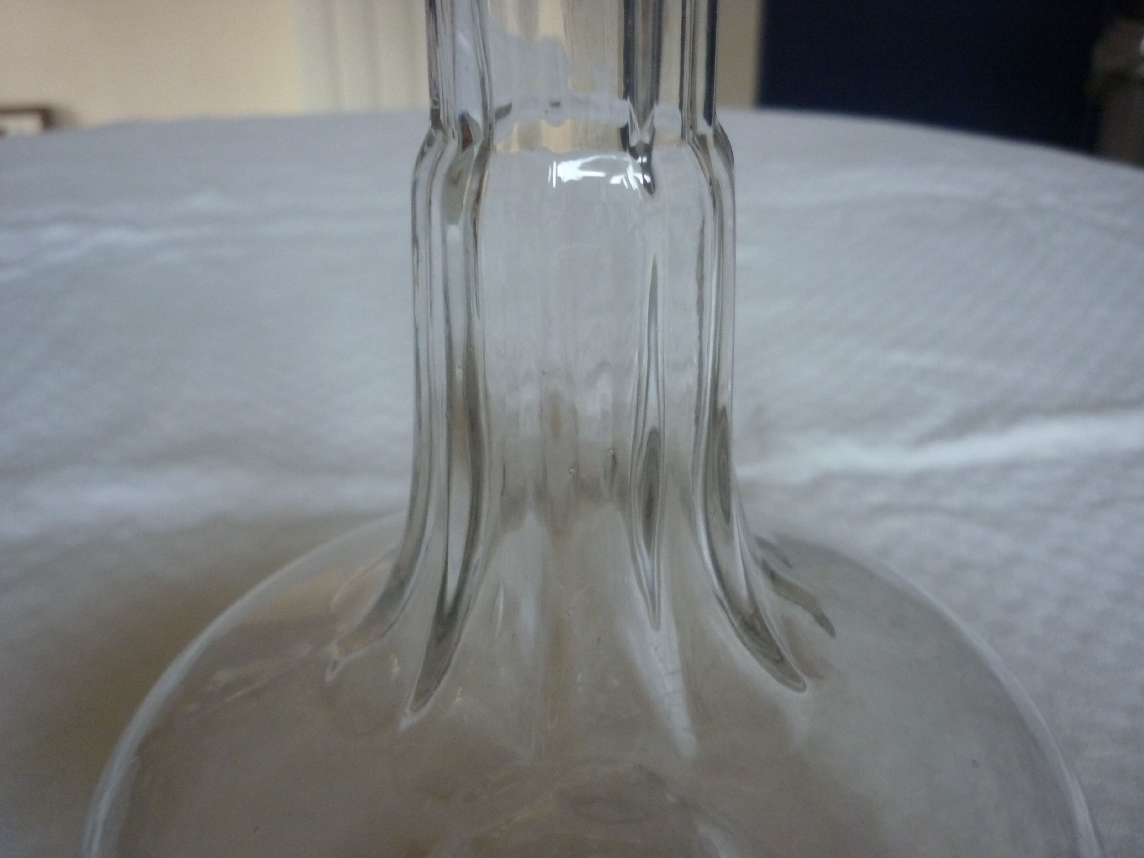 Old decanter glass carafe st emilion