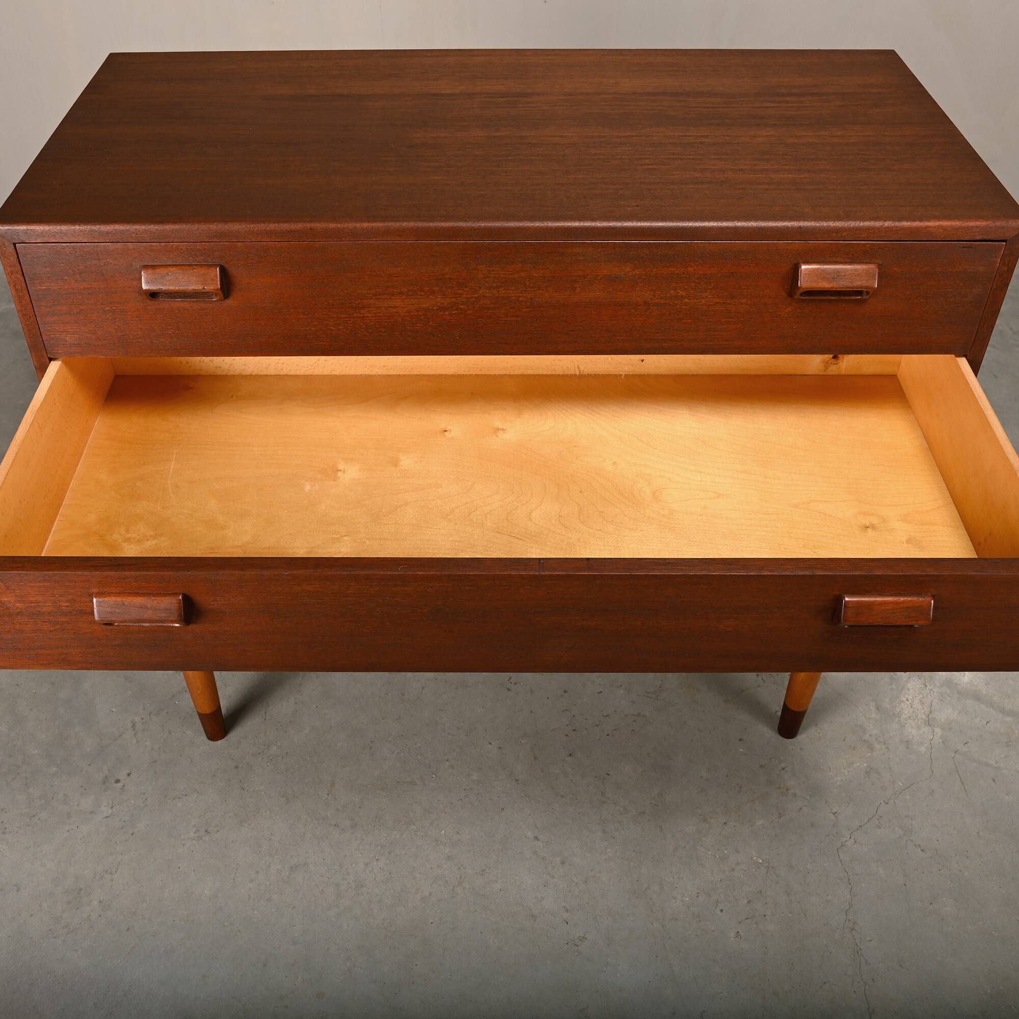 Commode en teck et hêtre de Børge Mogensen, Søborg Møbler