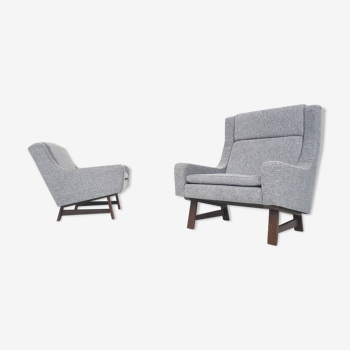 Set of two Dutch design lounge chairs with wenge feet