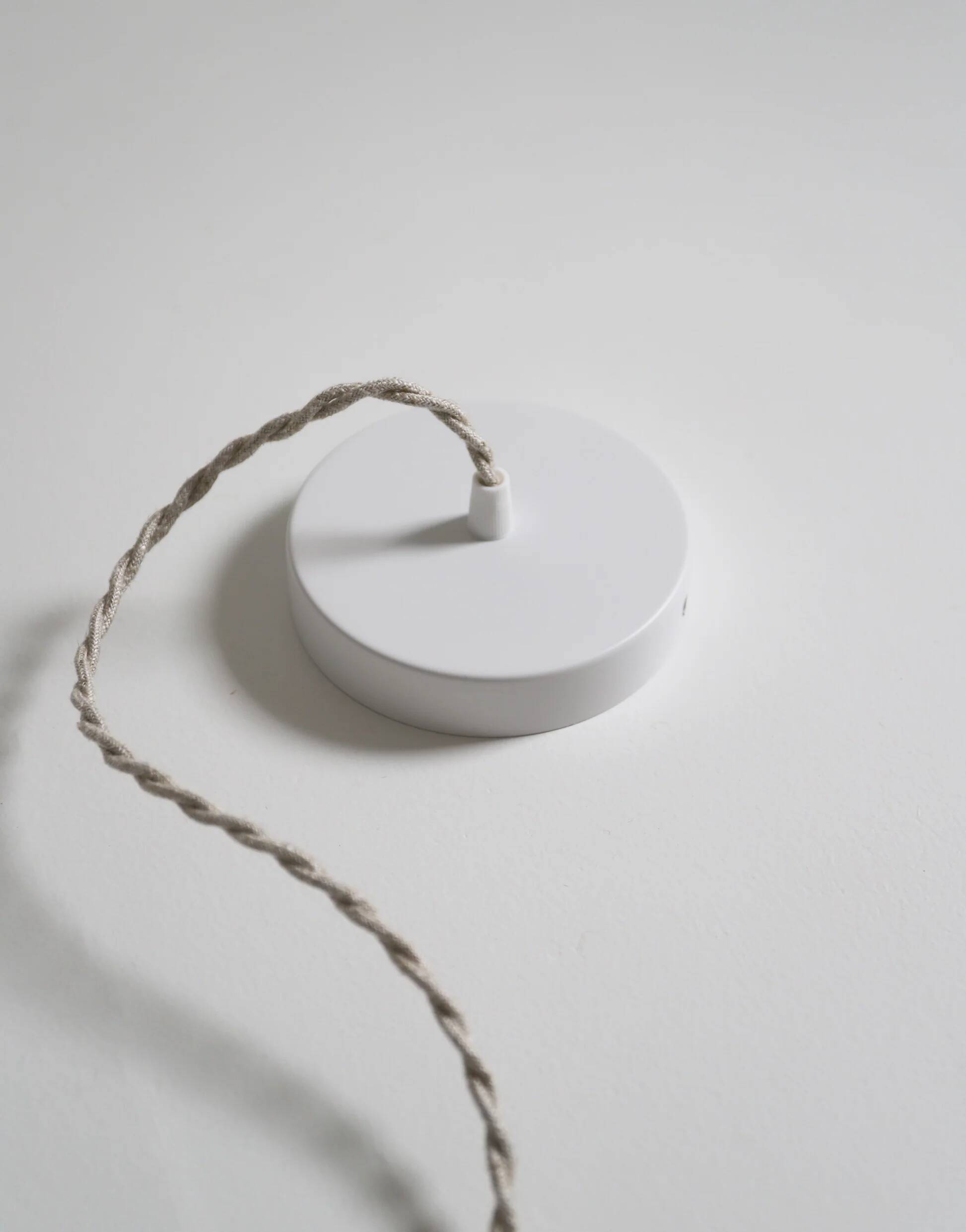 Suspension plissée "Olga" tissu à carreaux terra et finition bois tourné