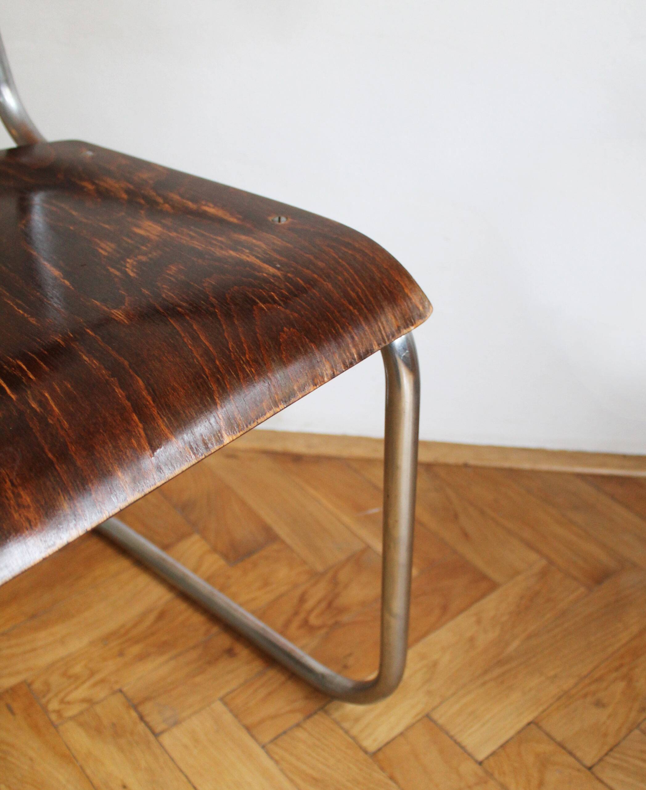 Modernist Cantilever Chair