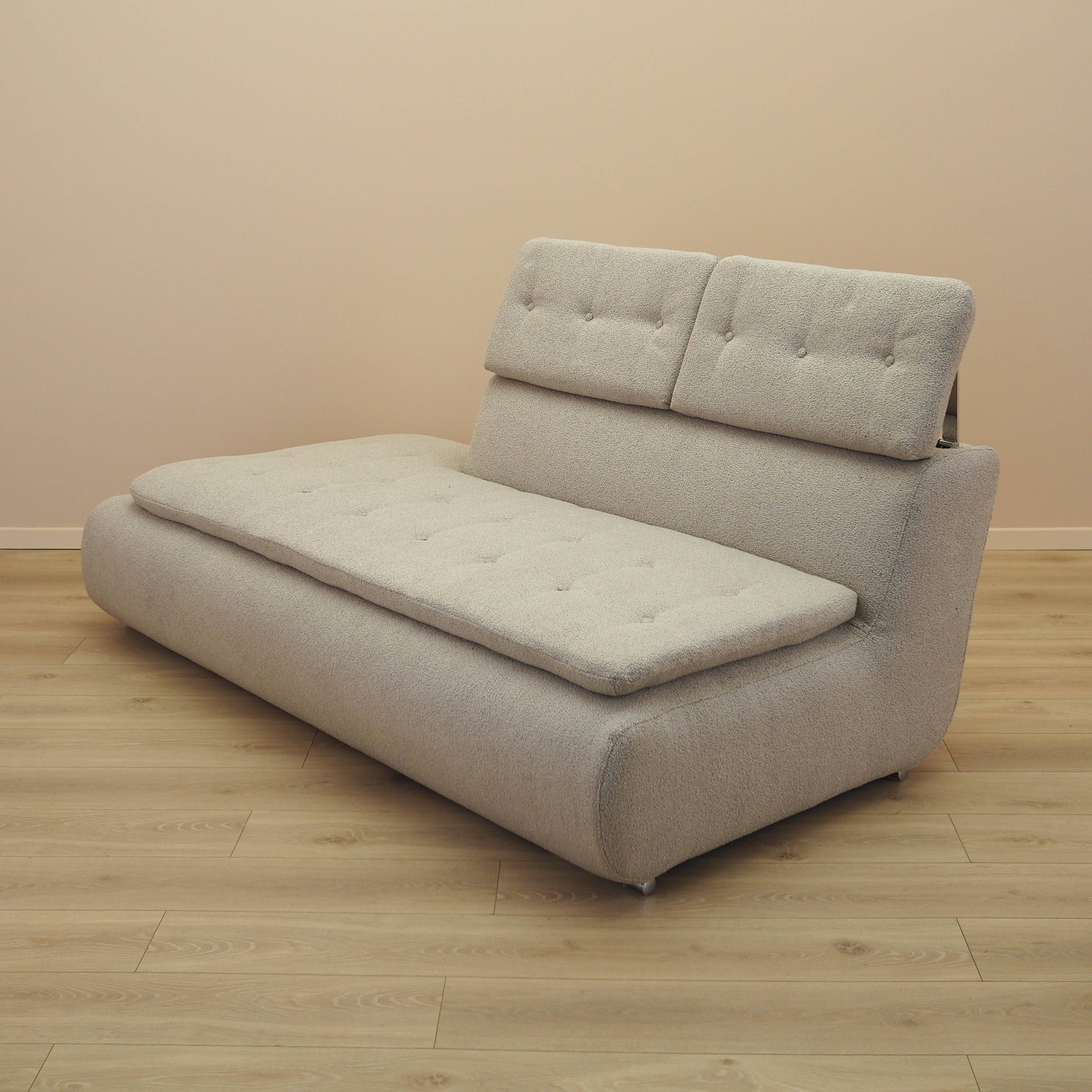 Beige sofa, Italian design, 1980s, made in Italy