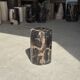 Table d'appoint en bois pétrifié noir