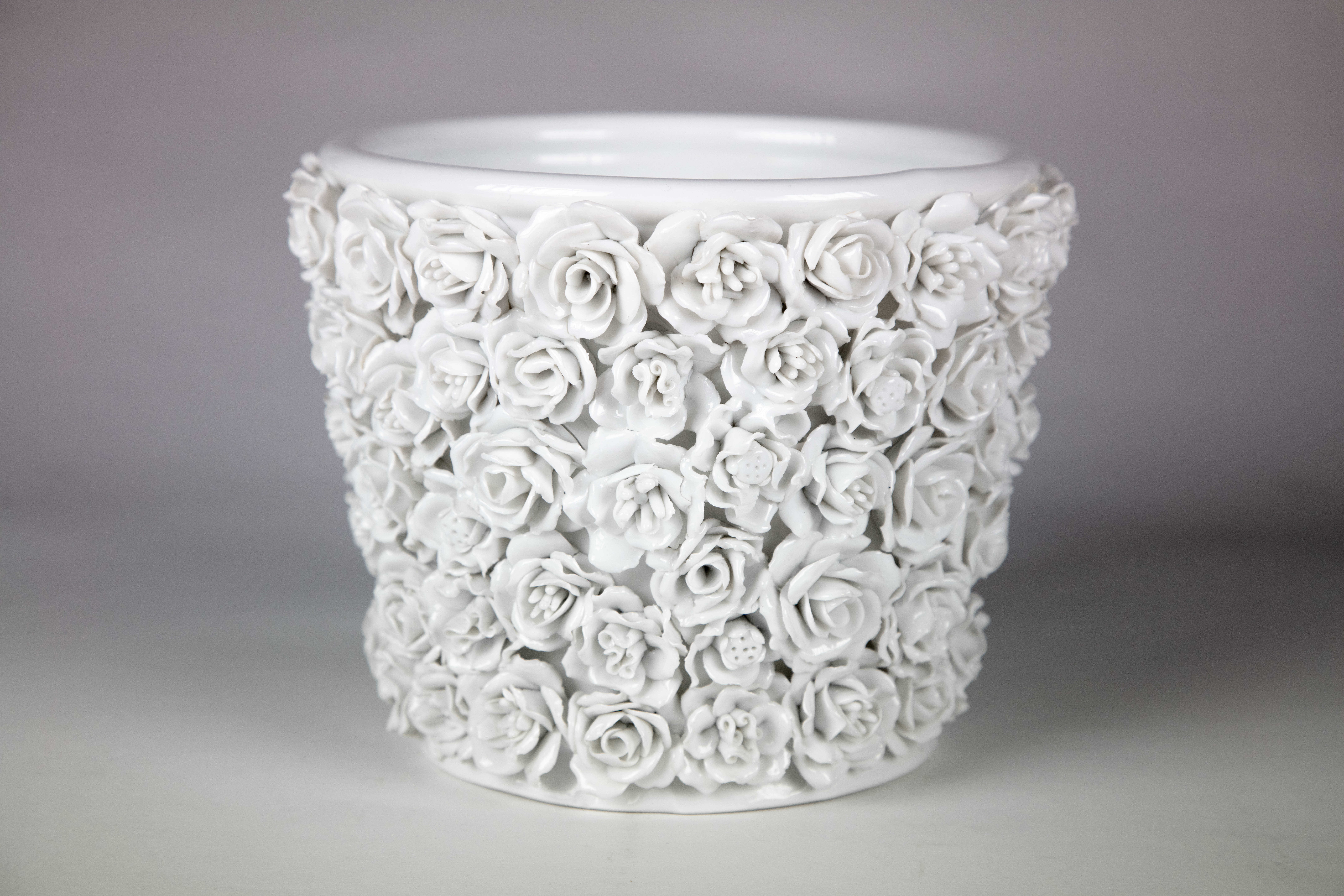 White earthenware pot cover "coco camellias" style 100 unique flowers