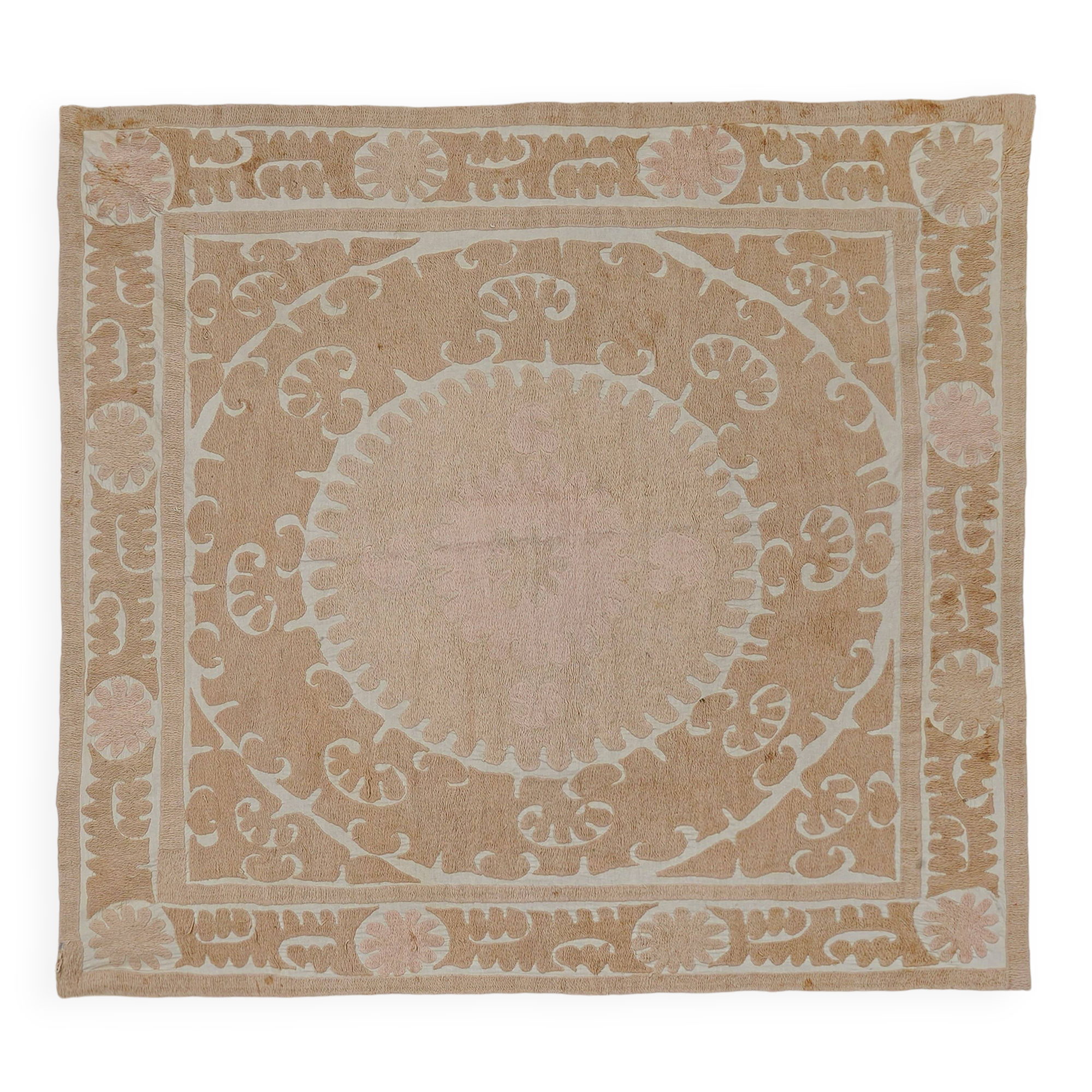 Vintage Turkish hand-knotted rug 132x132 cm