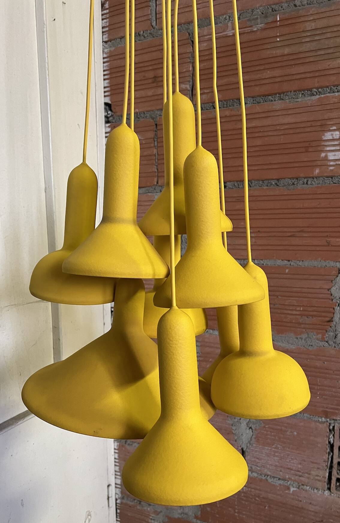 Grande suspension design Torch Light  par Sylvain Willenz pour Established & Sons - 2008