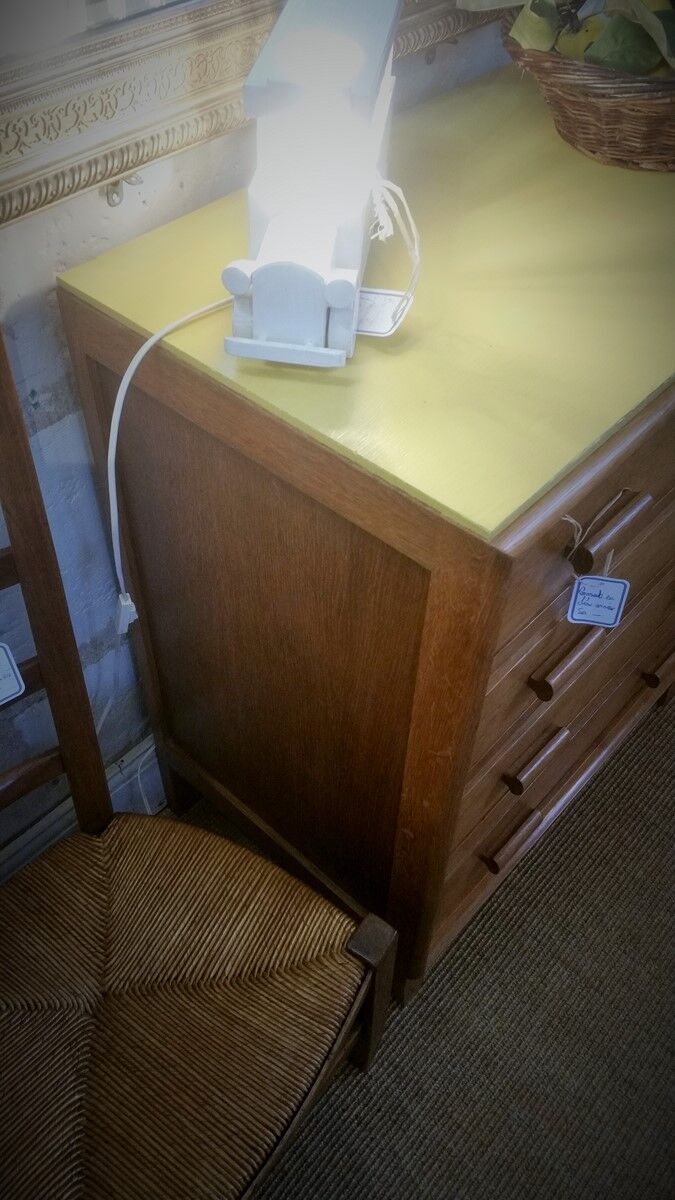 Vintage chest of drawers