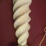 Ancient albatre twisted lamp foot