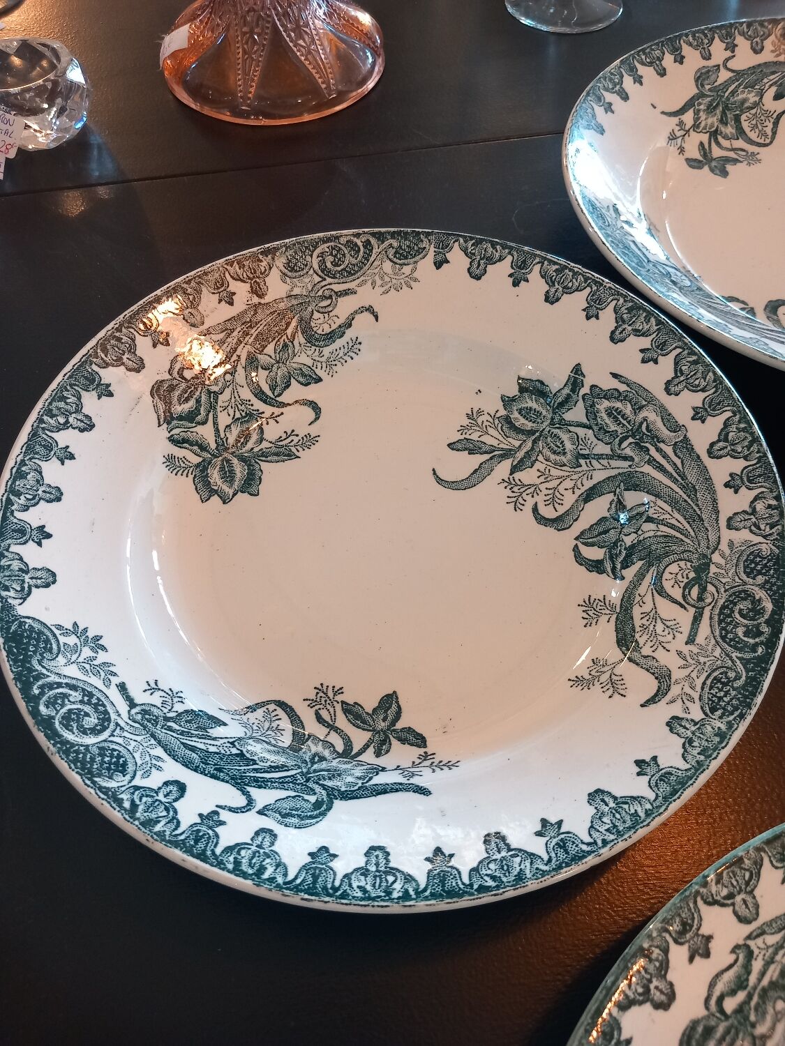 4 iron earth soup plates. Iris model.