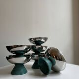 ensemble de 6 coupes à glaces en métal chromé et pieds en plastique vert, design 1970