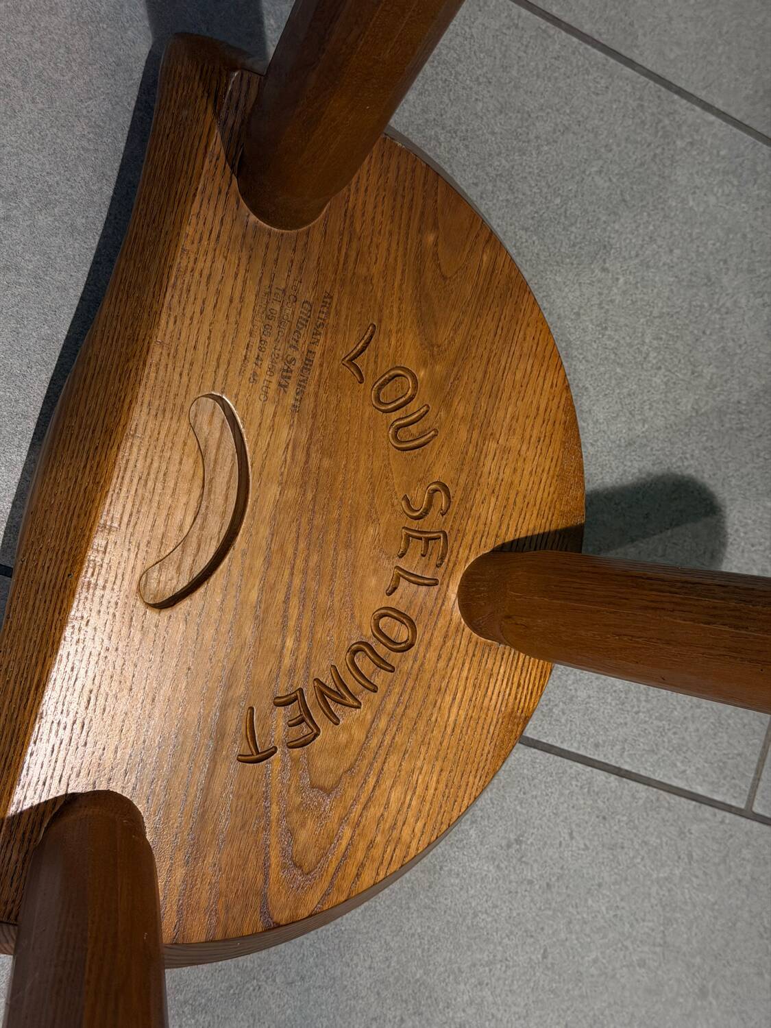 Tabourets tripodes Loul Selounet 1950