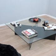 Grande table basse des années 80, design personnalisé par Helg & Albini Studio