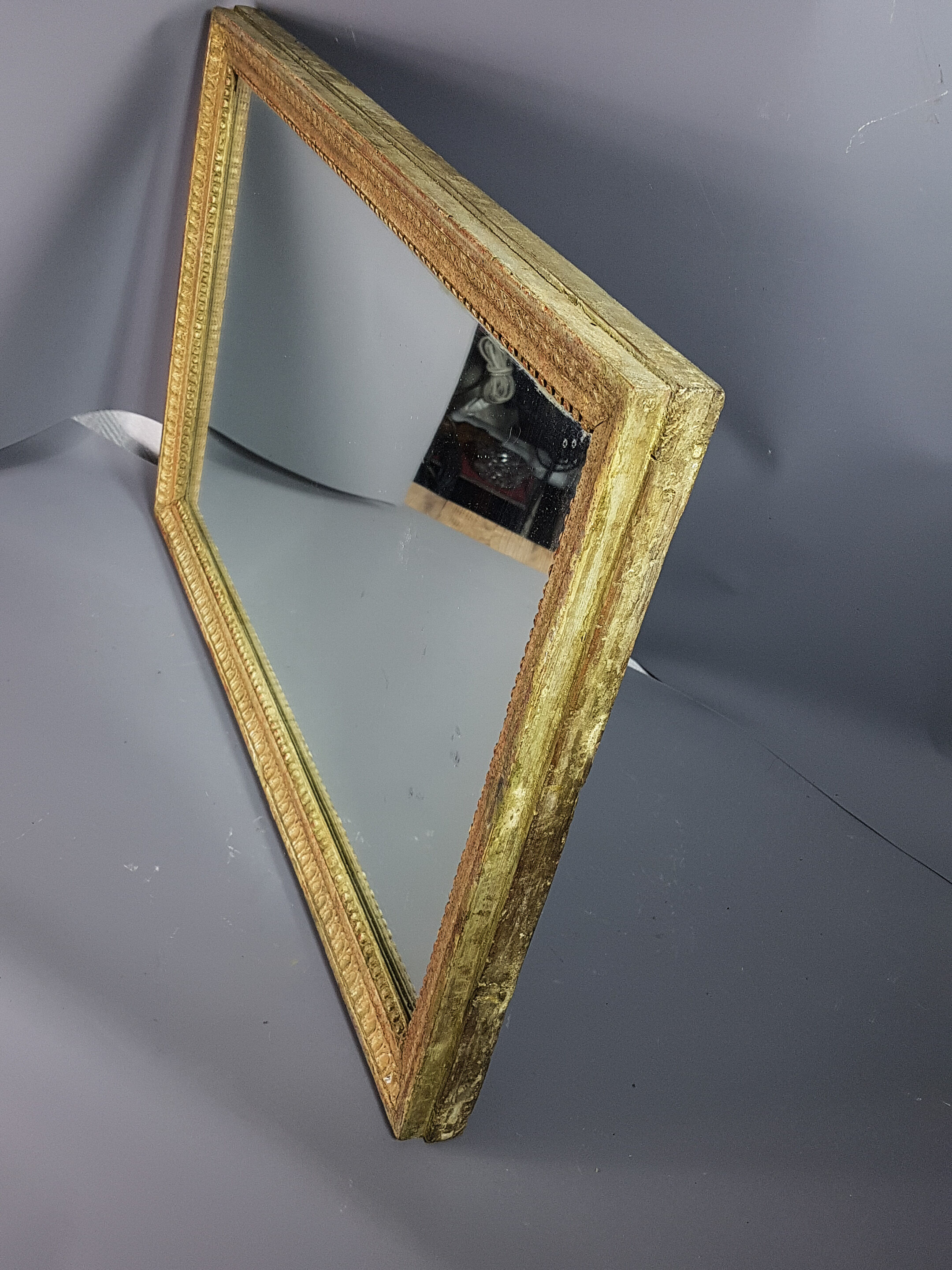 Mirror in Louis XVI-era wood frame - patinated stucco 70x45.5 cm SB