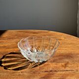 Small vintage Arcoroc Codec glass salad bowl with stylized petal patterns