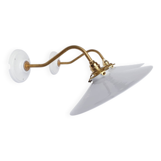 Appliques col de cygne en opaline blanche