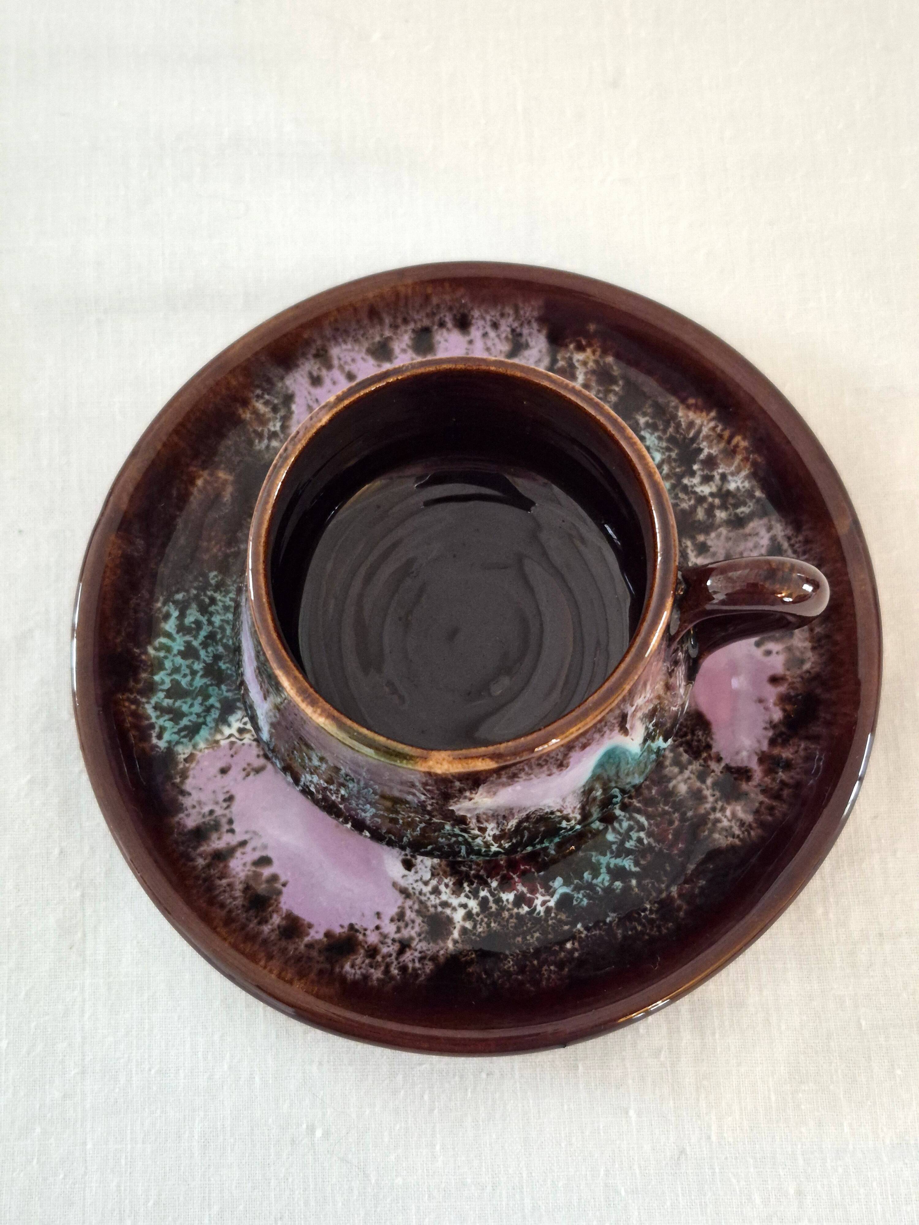 Six cups and saucers Vallauris glazed ceramic in brown and old pink.