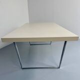 Dining/meeting table in laminated wood designed by antonio citterio vitra