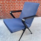 set of 2 Repose armchairs by Friso Kramer for Ahrend de Cirkel
