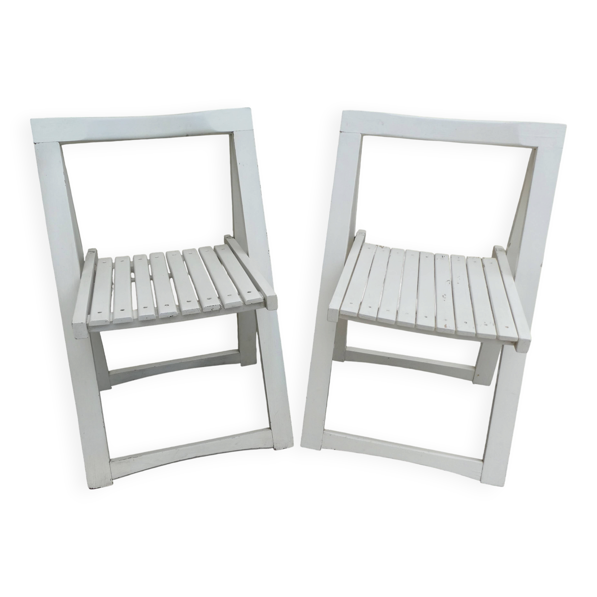 Pair of folding wooden chairs, white patina, circa 1960.