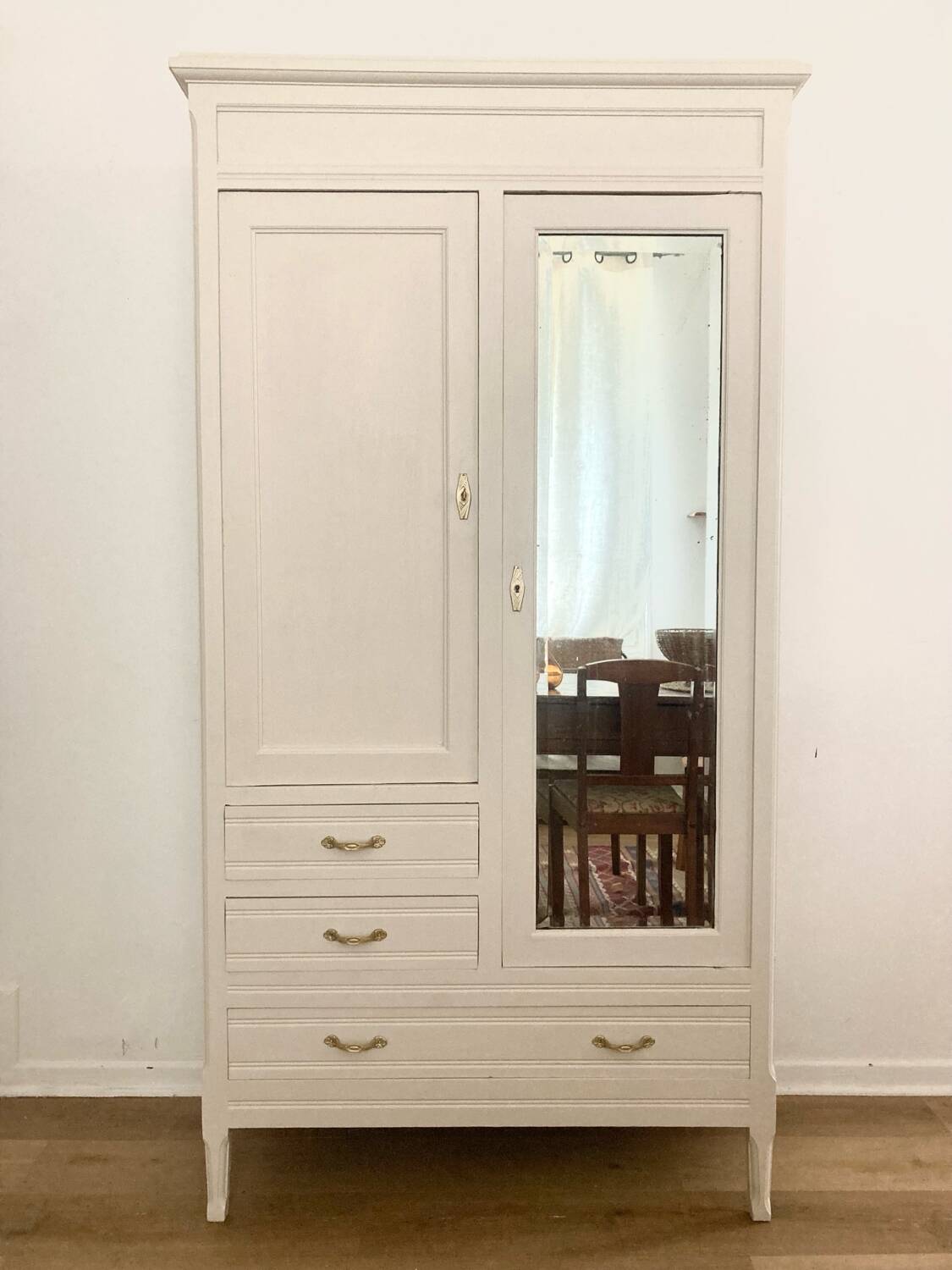 Petite armoire penderie art déco