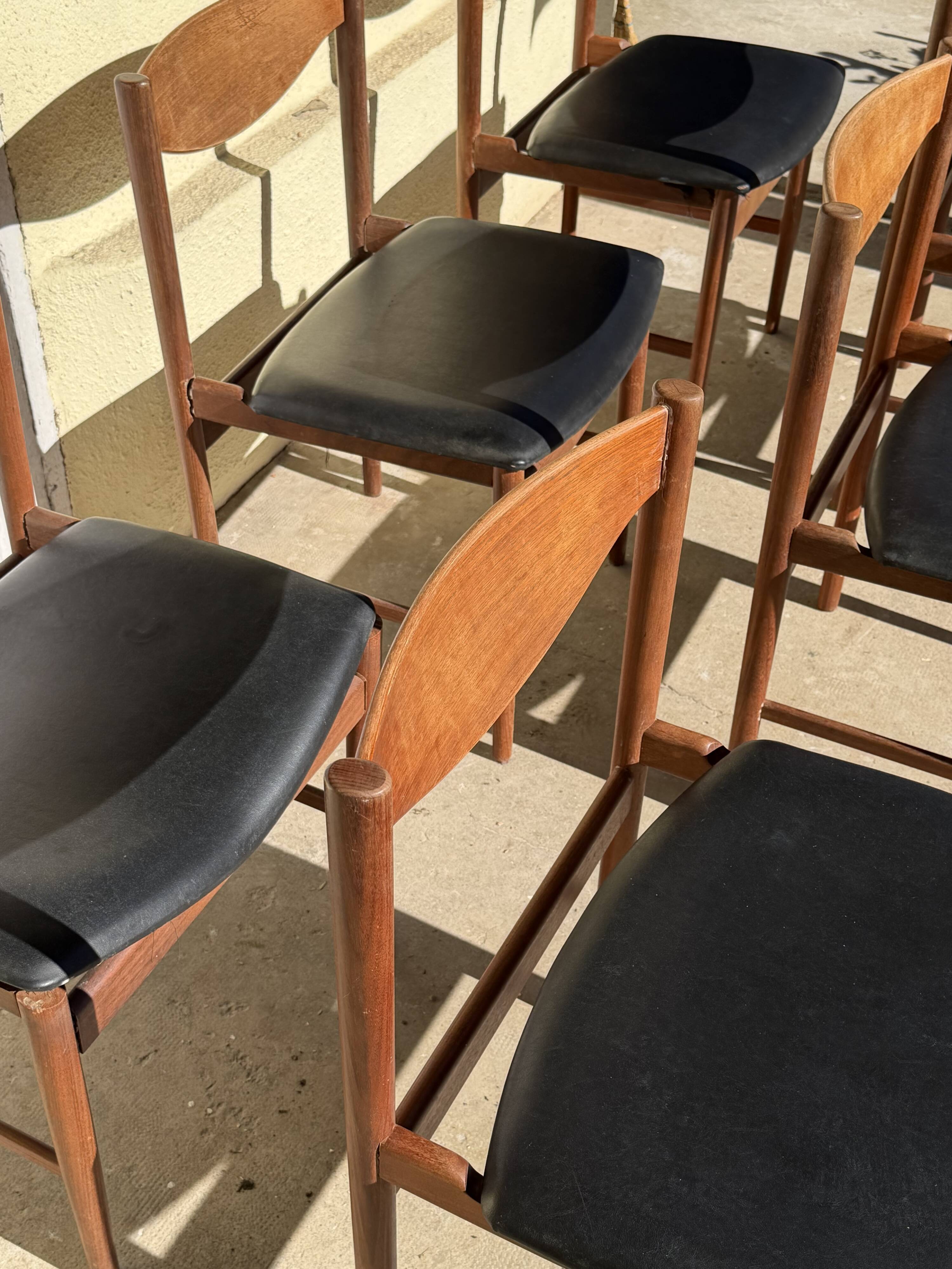 Set of 6 chairs Brand Gplan Danish design Kofod Larsen