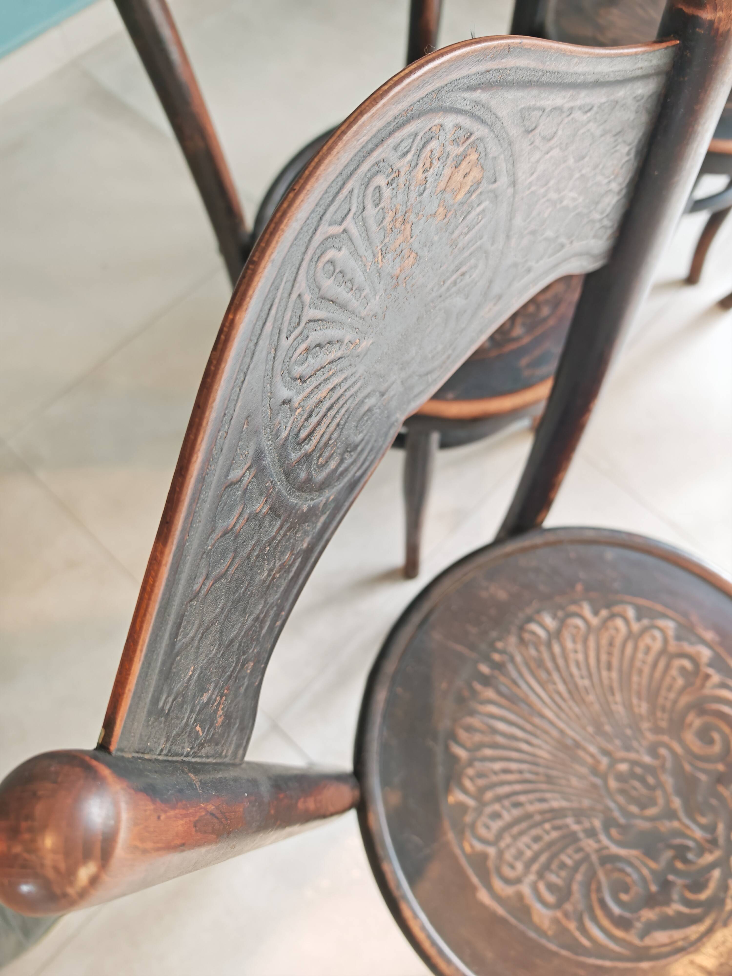 Rare set of 4 Jacob & Josef Kohn bistro chairs, bent wood, stamped 1900.