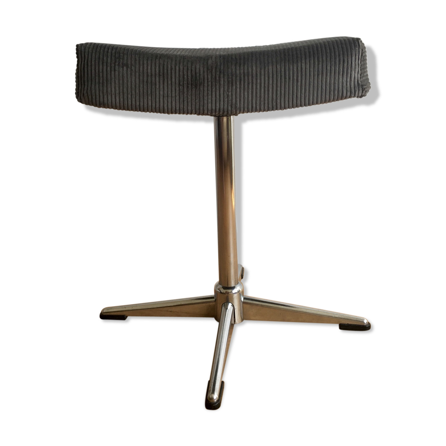 Stool or footrest upholstered in Velvet big sides