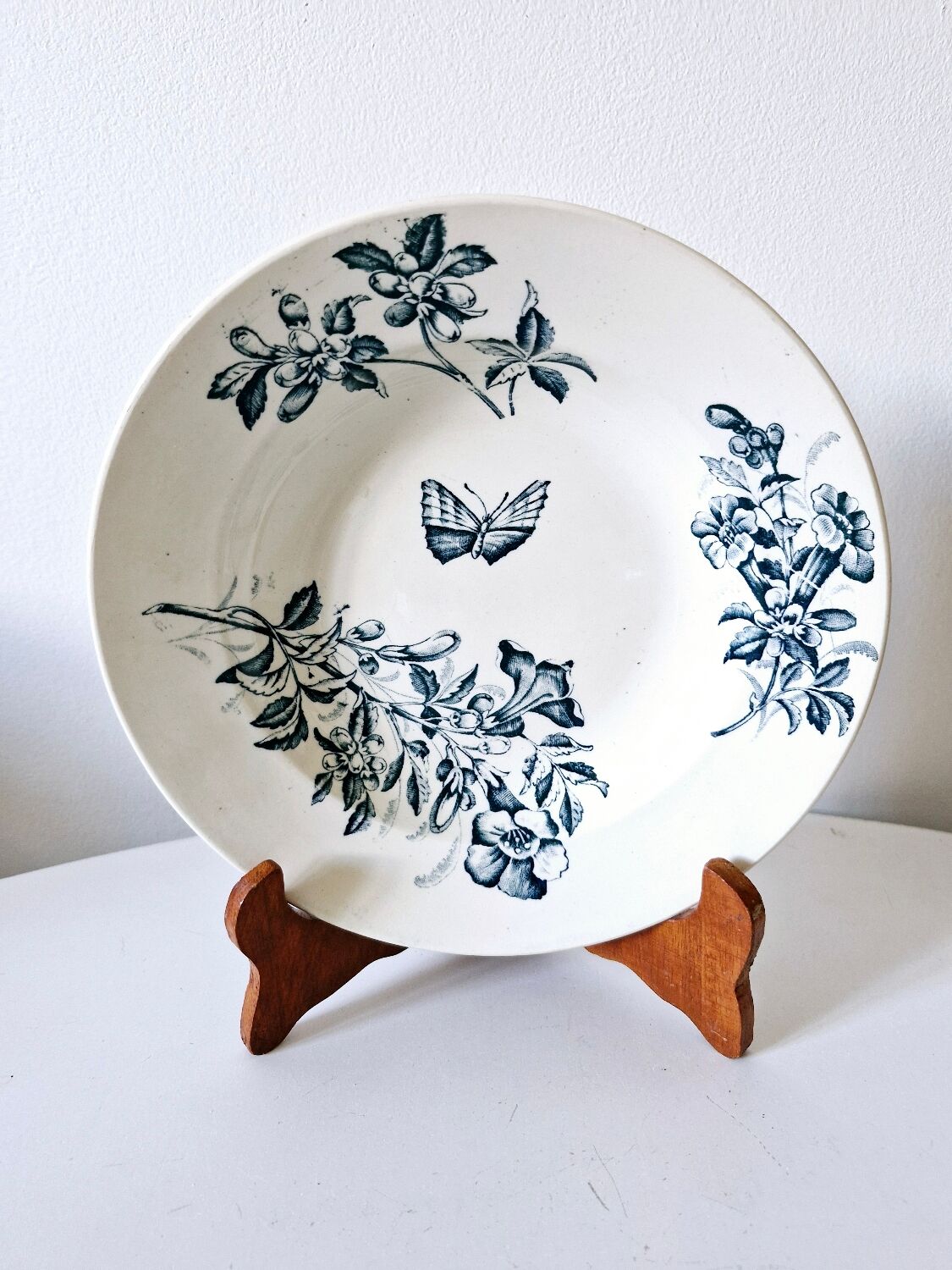 4 antique deep plates model Jasmin Badonviller