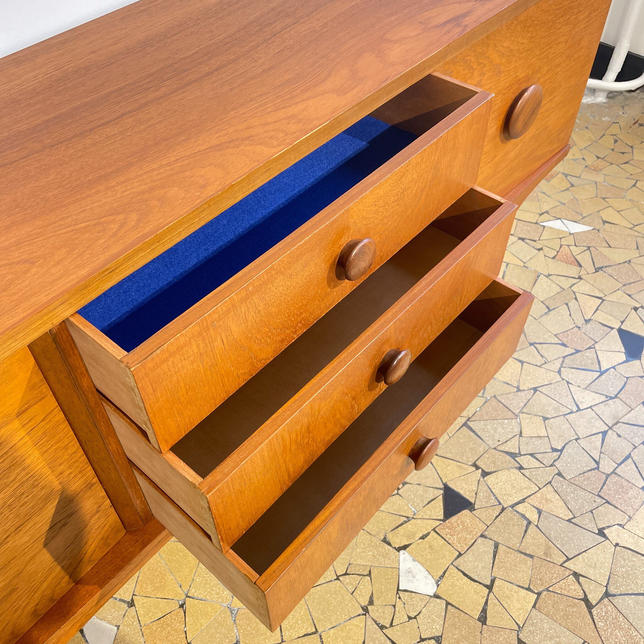 Light teak row 169cm