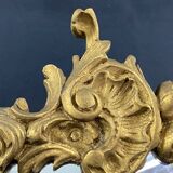 Violin mirror with shell decoration