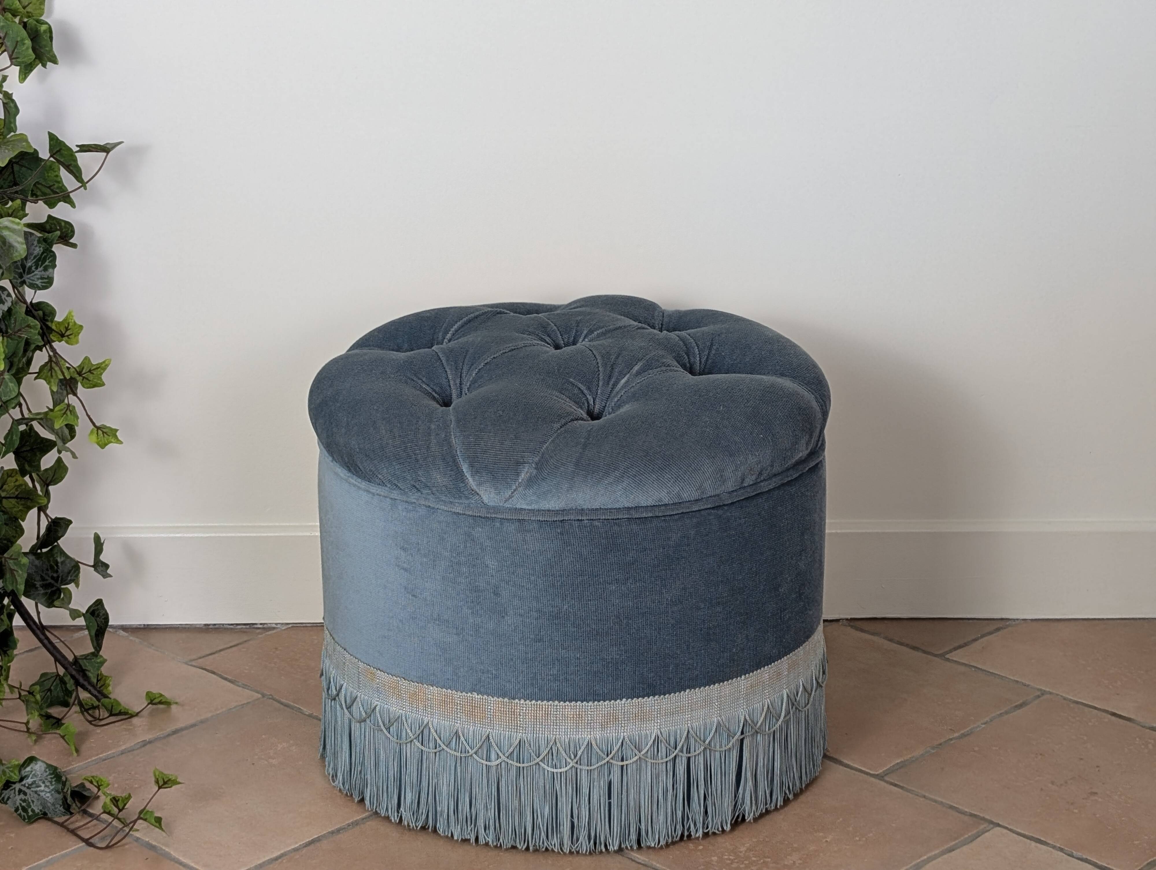 Velvet pouf