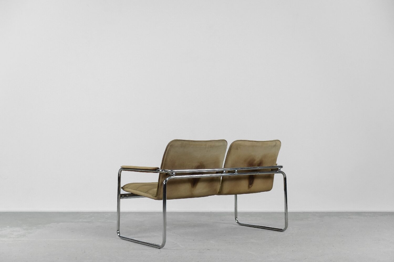 Canapé vintage 2 places en cuir tubulaire en acier, années 1960