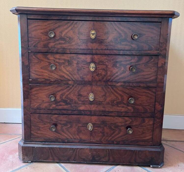 Small Louis Philippe style chest of drawers in burr walnut