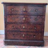 Petite commode style Louis Philippe ronce noyer