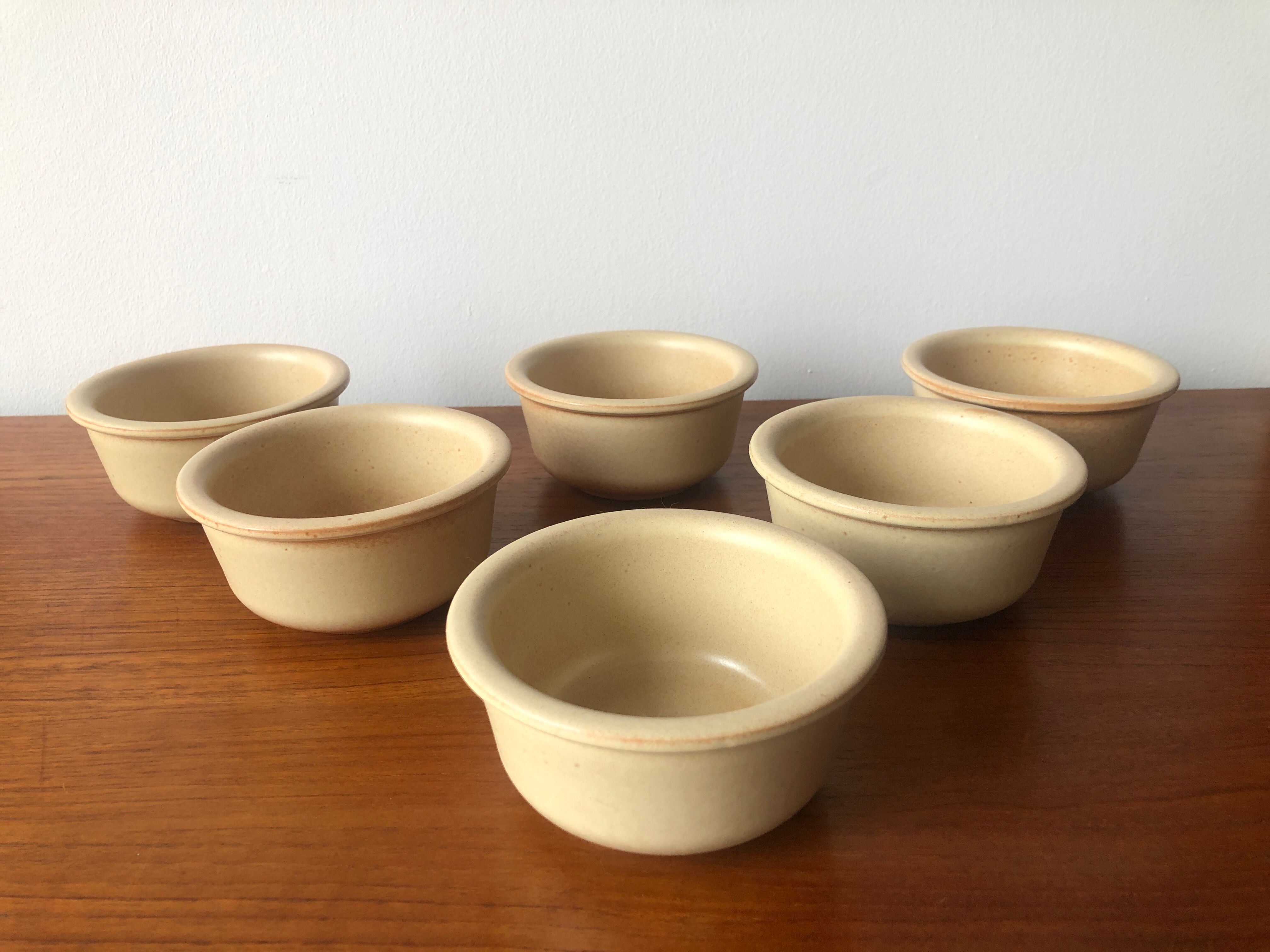 Natural stoneware cups