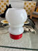 Lampe de table année 70 en opaline