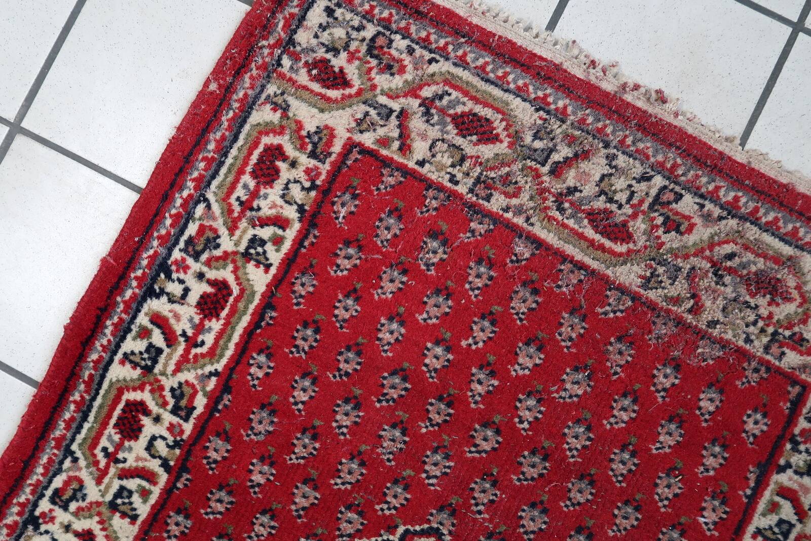 Tapis Seraband indien vintage en laine fait main – 74 x 143 cm - 1C1036