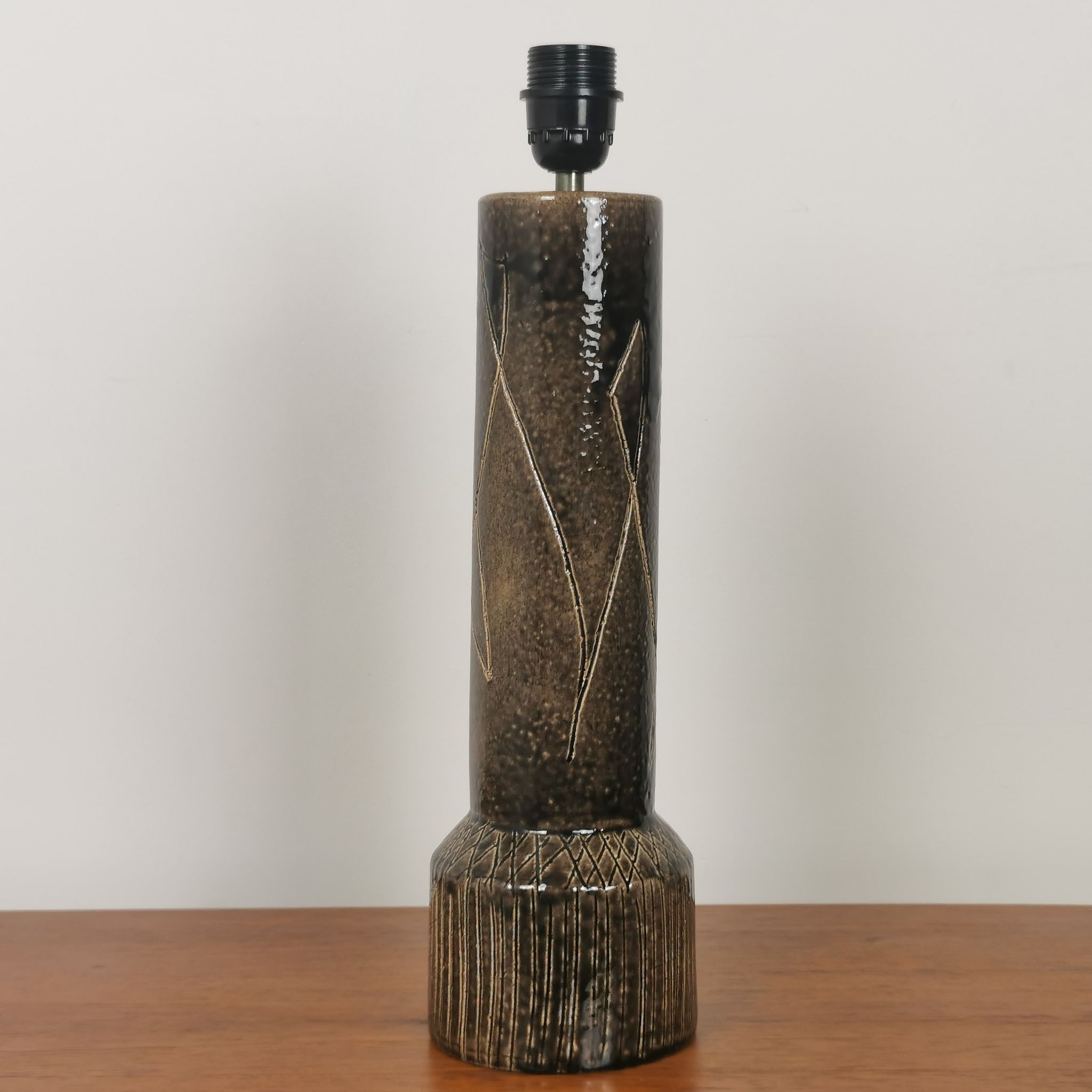 Ceramic lamp