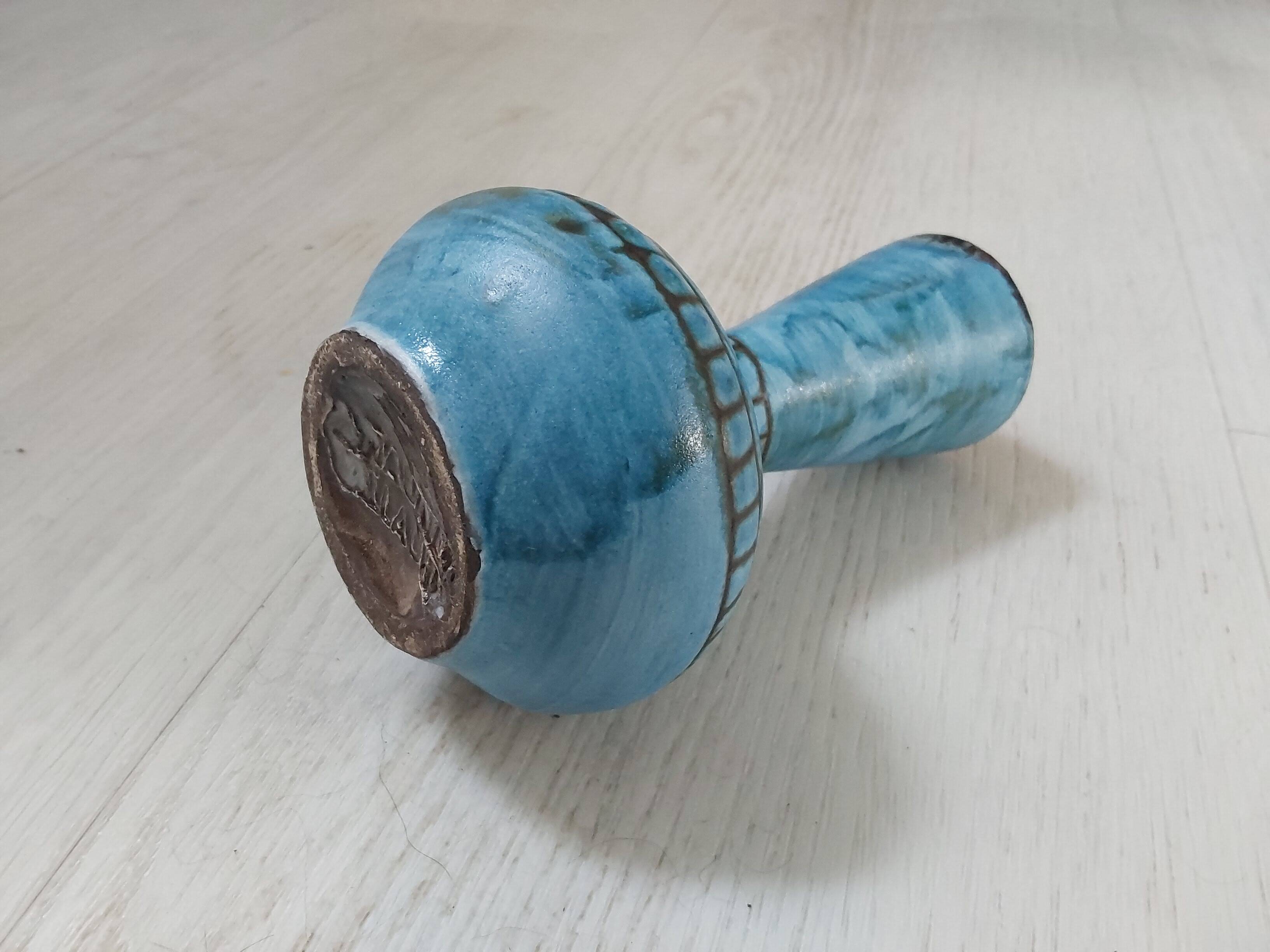 Blue vase signed Alain Maunier