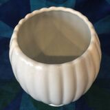 Vase blanc en porcelaine de limoges rainure tres decoratif