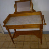 Table de toilette