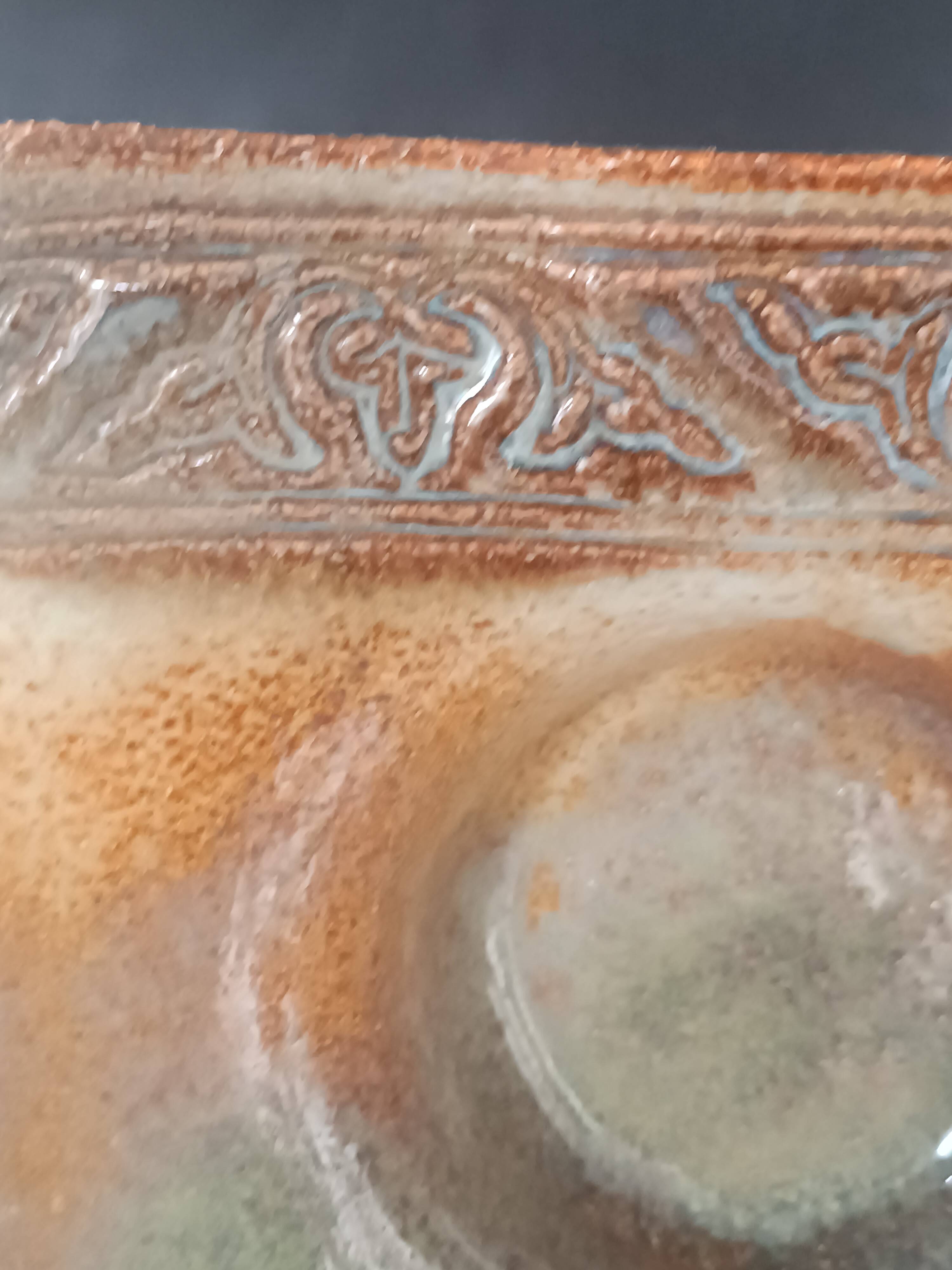 Vide poche en grès vernissé et sculpté signé vintage