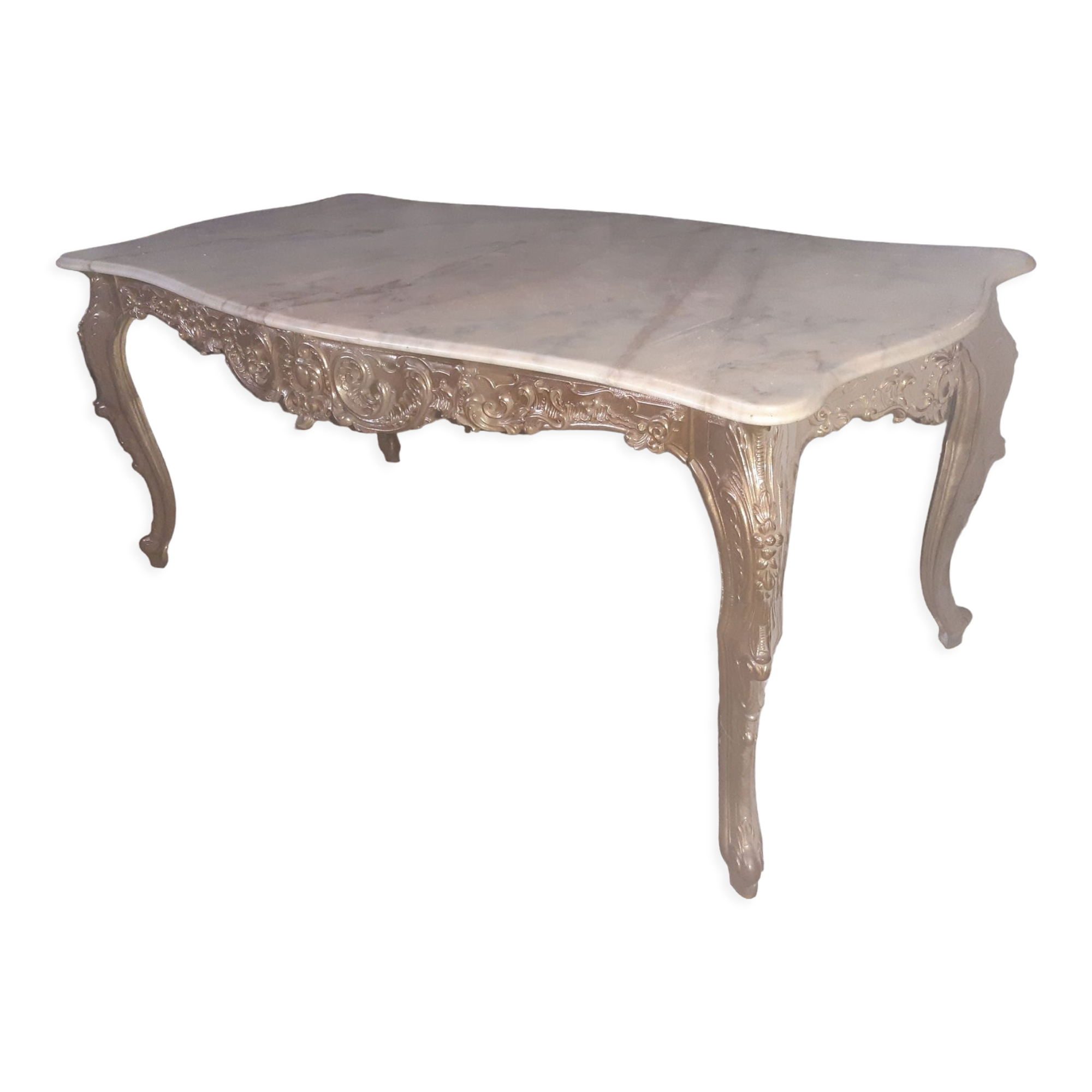 Pedestrian coffee table above marble