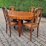 Oval table in cherry and zebrano