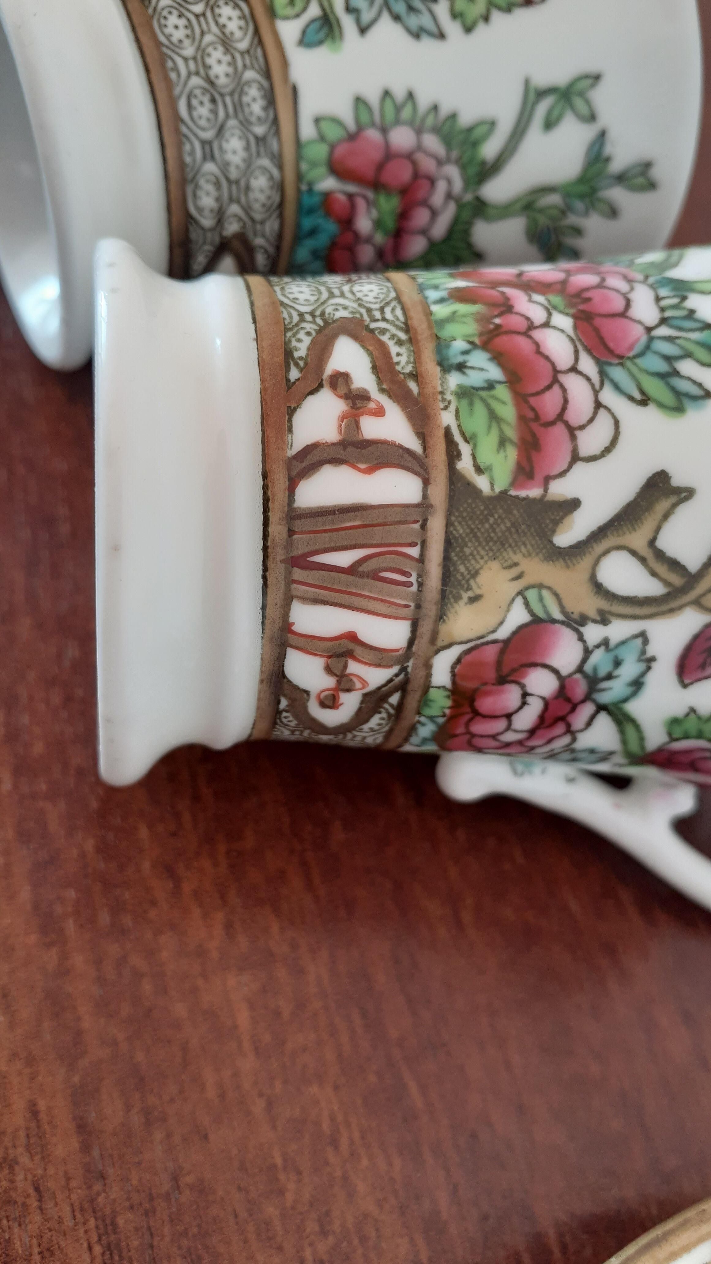 English coalport cups, circa 1750